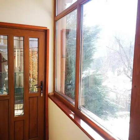 Casa Marius 홈스테이 브라쇼브